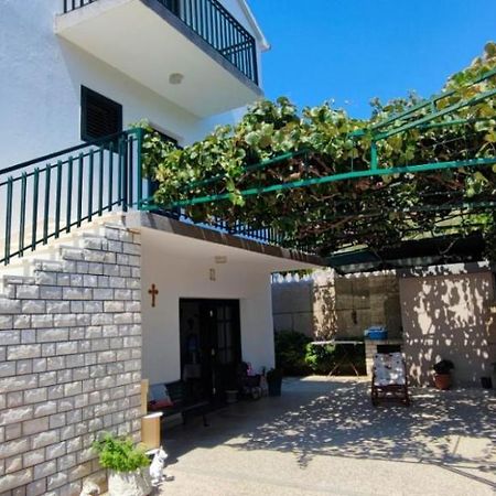 Apartments Racetin Marina Εξωτερικό φωτογραφία
