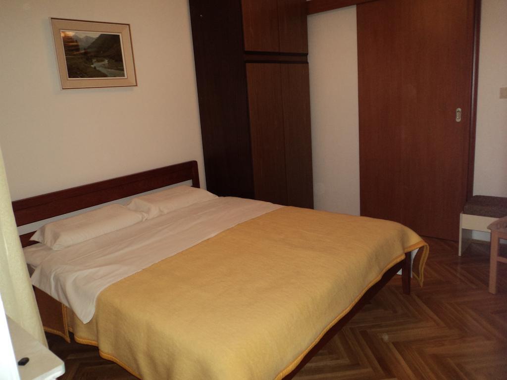 Apartments Racetin Marina Εξωτερικό φωτογραφία