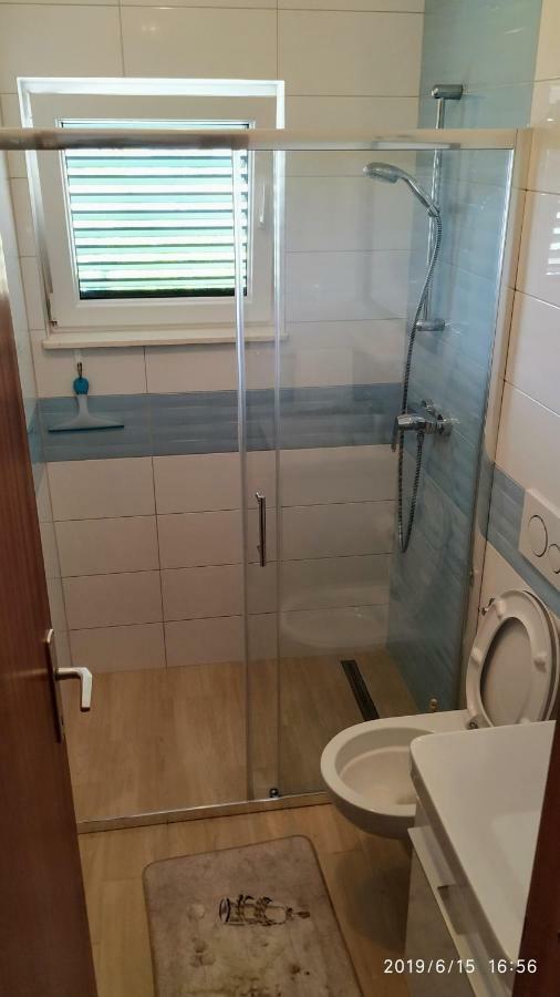 Apartments Racetin Marina Εξωτερικό φωτογραφία